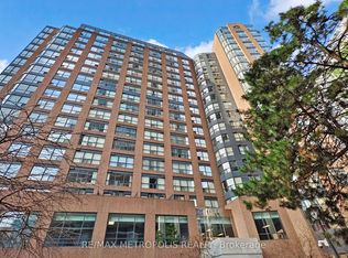 7 Carlton St #611, Toronto, ON M5B 2M3