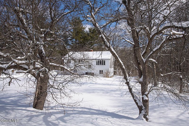 2nd image of 270 North Road