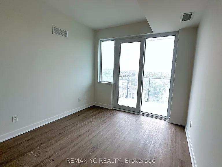 15 Ellerslie Ave #1005 — Photo 3