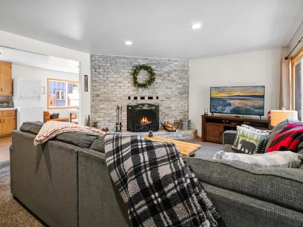 744 Tehama Dr, Big Bear Lake, CA 92315