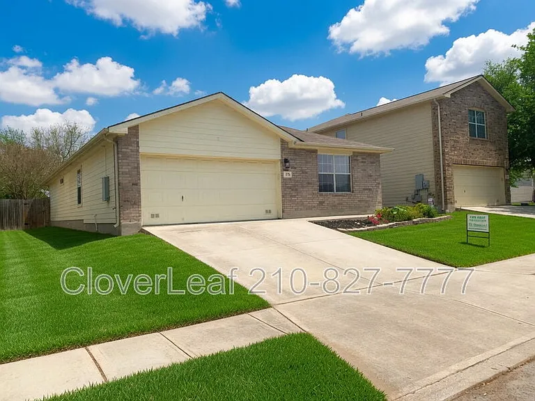 176 Corral Fence — Photo 2