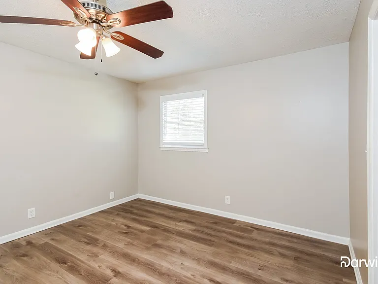 3201 Glendale Dr — Photo 13