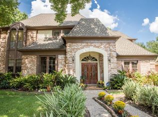 14806 Alderwick Dr, Sugar Land, TX 77498