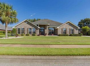 319 Manchester Ln, Foley, AL 36535