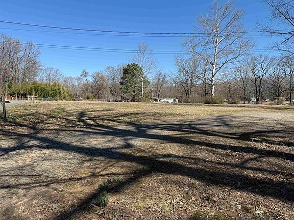 4th image of 995 Webber Ln