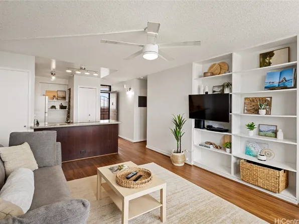 46-255 Kahuhipa St APT A502, Kaneohe, HI 96744