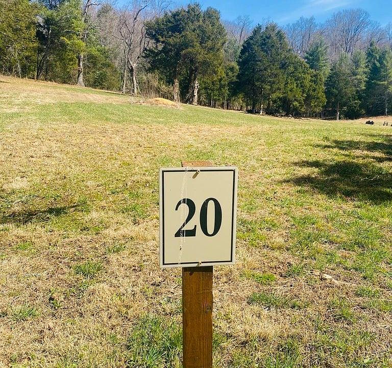 1st image of 20 Vineyard Valley Dr