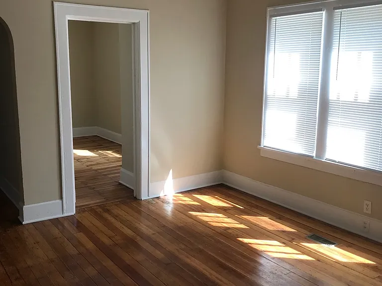 638 Edmund Ave — Photo 2