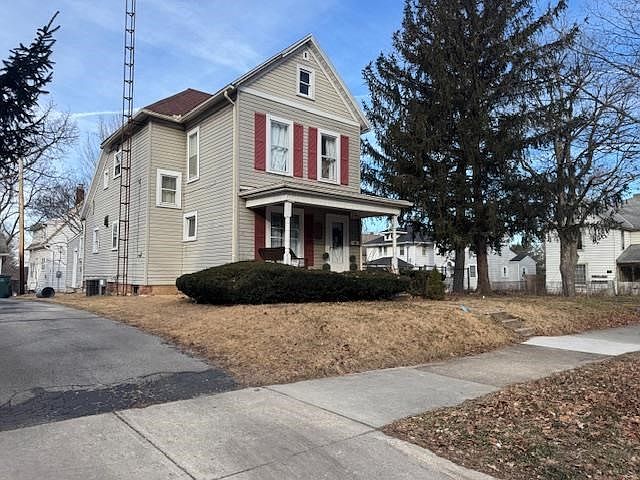 1st image of 102 S 21st St