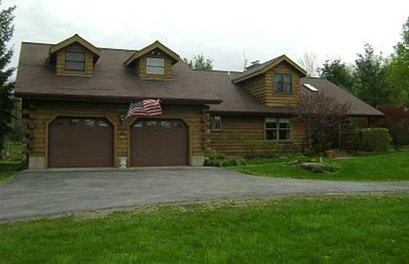 2nd image of 489 NORTH Road