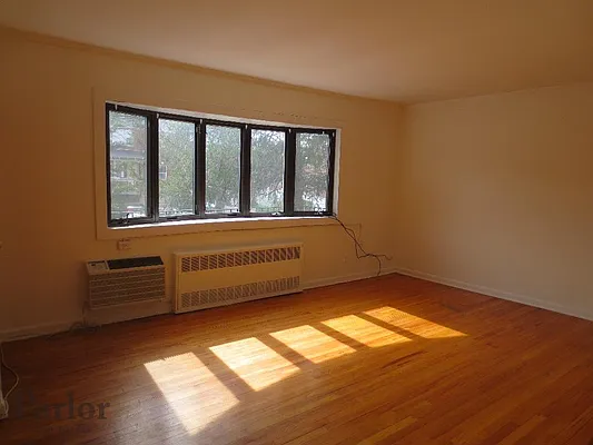 Rented by Parlor Real Estate Corp | media 3