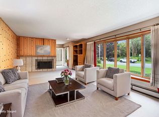 4721 Femrite Dr, Madison, WI 53716