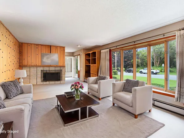 4721 Femrite Dr, Madison, WI 53716