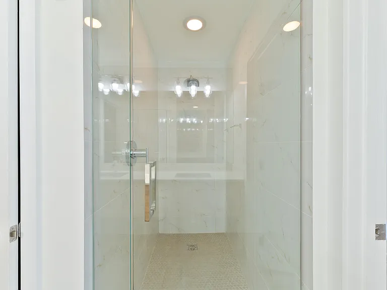 16385 Biscayne Blvd #2502 — Photo 22