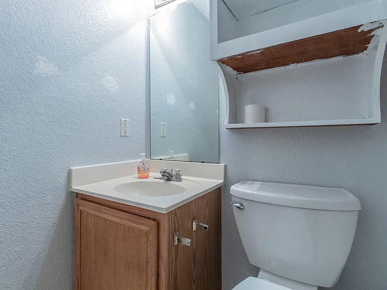 6433 Riverwater Trl — Photo 11