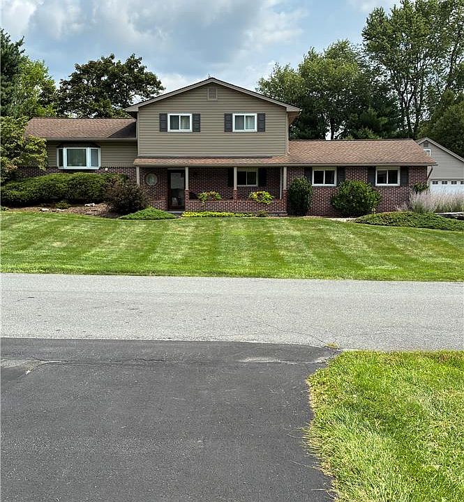 1st image of 145 Elm Rd