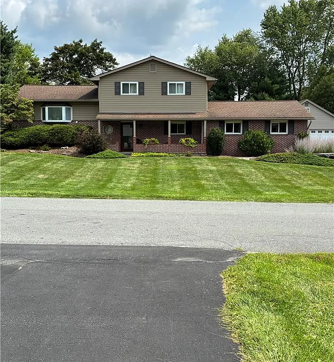 145 Elm Rd