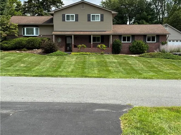 145 Elm Rd, Allentown, PA 18104