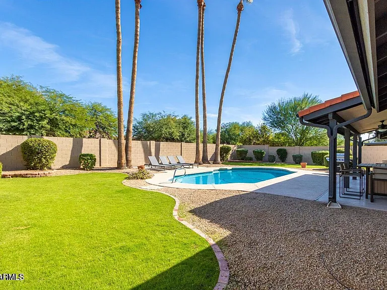 15805 N 60th Way — Photo 31