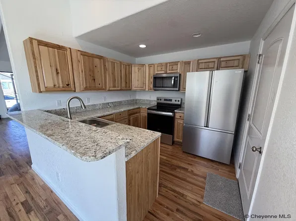 5503 Alex Ranch Rd, Cheyenne, WY 82007