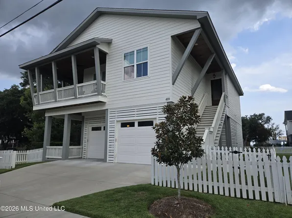 419 Saint Louis St, Pass Christian, MS 39571