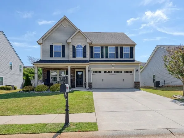 455 Shoreline Blvd, Boiling Springs, SC 29316