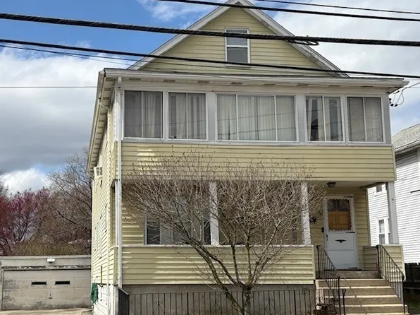 34-36 Waverley Ave, Watertown, MA 02472