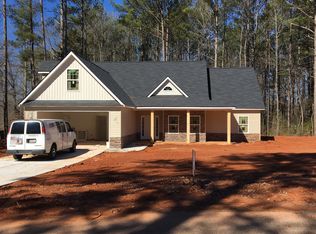 511 Indian Creek Trl, Rutledge, GA 30663