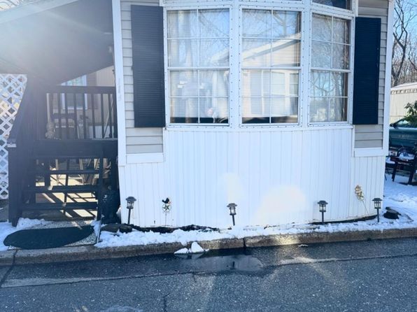 2505 Woodbridge Ave #35-M, Edison, NJ 08817