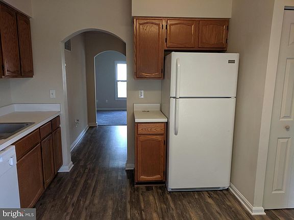 4th image of 10738 Wakeman Dr