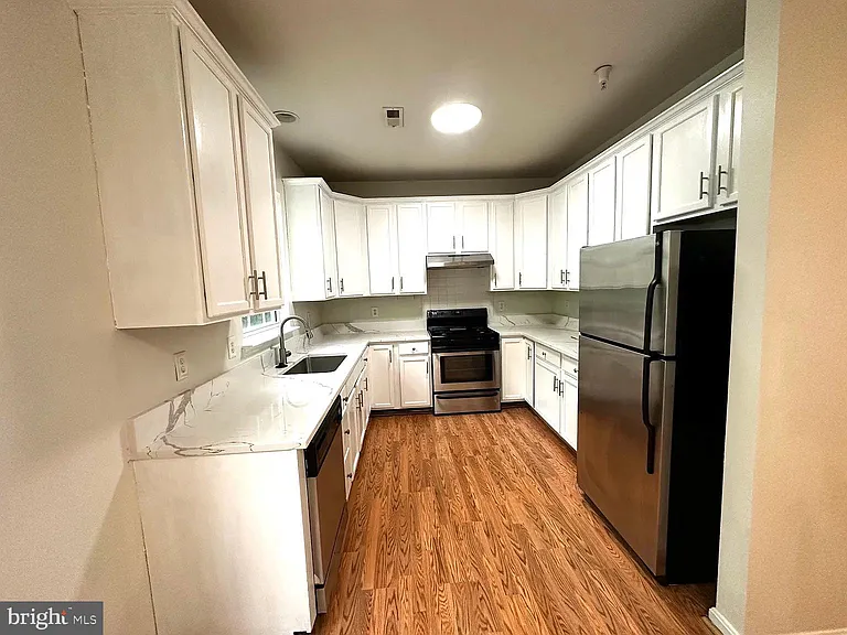 12921 Woodcutter Cir #107 — Photo 1