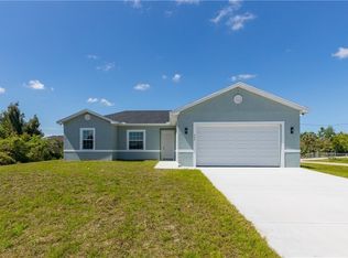 423 Yolanda St, Lehigh Acres, FL 33972