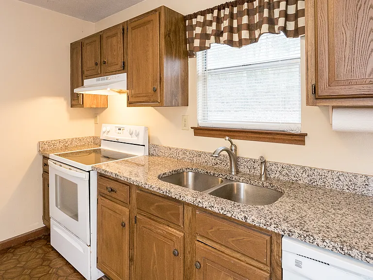 5172 Oak Haven Cir — Photo 15