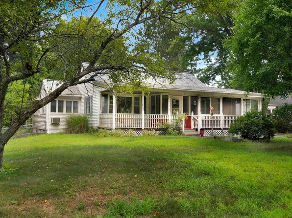 20 Geneva Street, Warner, NH 03278