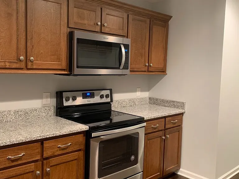 200 Lexington Cove Blvd — Photo 8