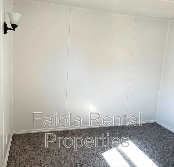 36 Rita Faiola Ln — Photo 8