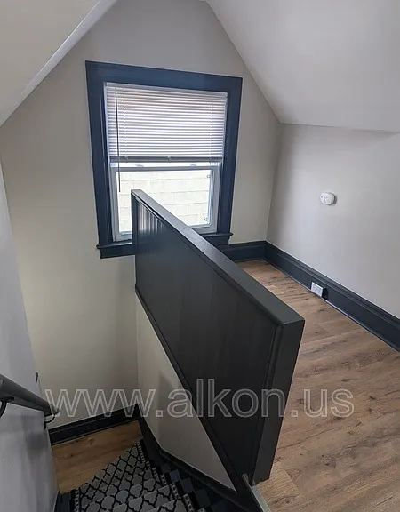 916 Deely St — Photo 19