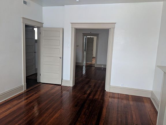 3rd image of 3628 Bamberger Ave #A