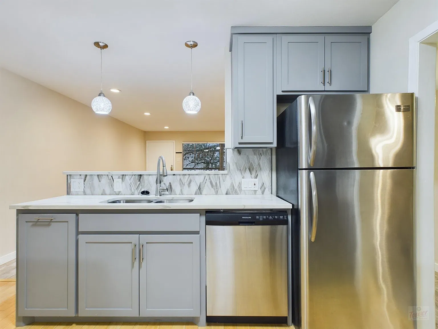 2 bed, 2.0 bath, 1115 sqft, $1,975 — Photo 4