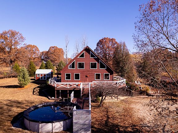 3rd image of 405 Private Road 63 #106
