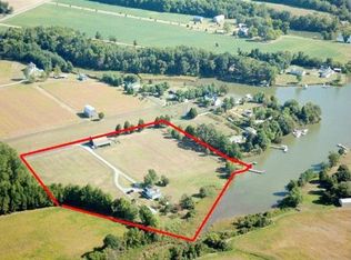 21665 Cryer Rd, Avenue, MD 20609