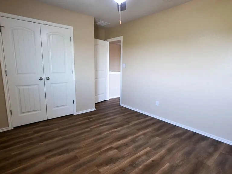 17208 Bridgefarmer Blvd — Photo 26