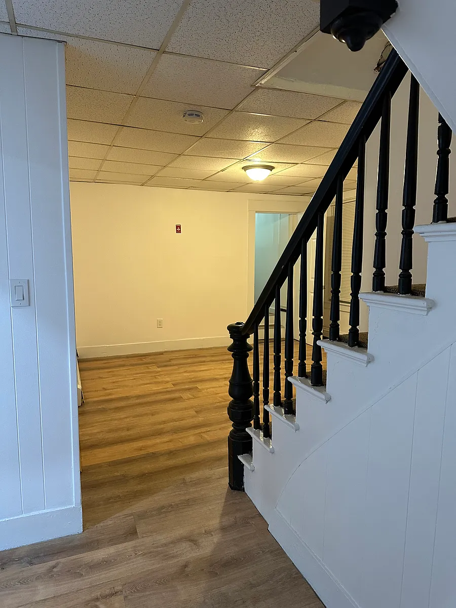 Building Photo - 93 Harnden St #93A