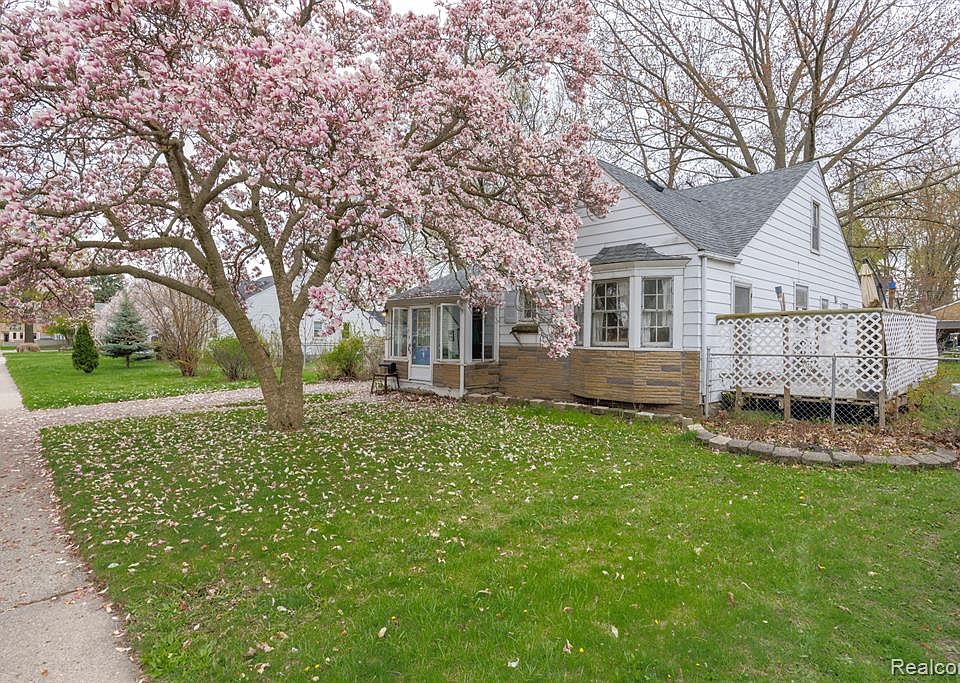 20628 Alger St, Saint Clair Shores, MI 48080 Zillow