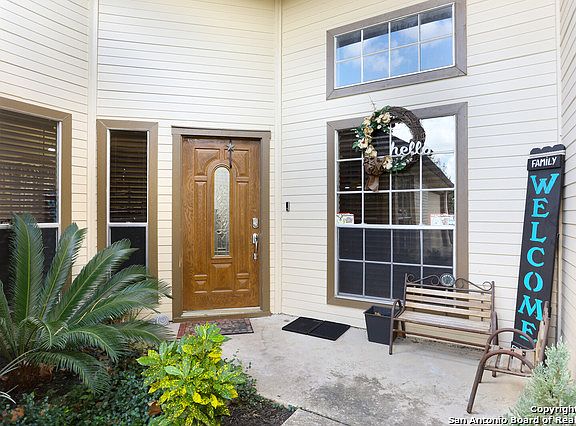 4th image of 5319 Lakebend East Dr