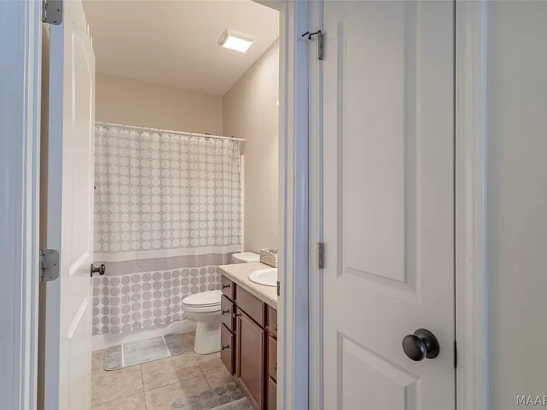 3909 Brookshire Way — Photo 15