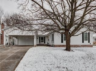 29344 Laurel Ln, Wickliffe, OH 44092