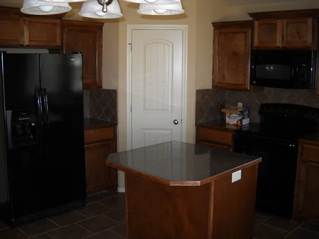5626 Cinderella Ln — Photo 9