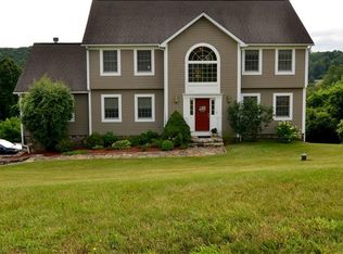 6 Trailing Ridge Rd, Brookfield, CT 06804