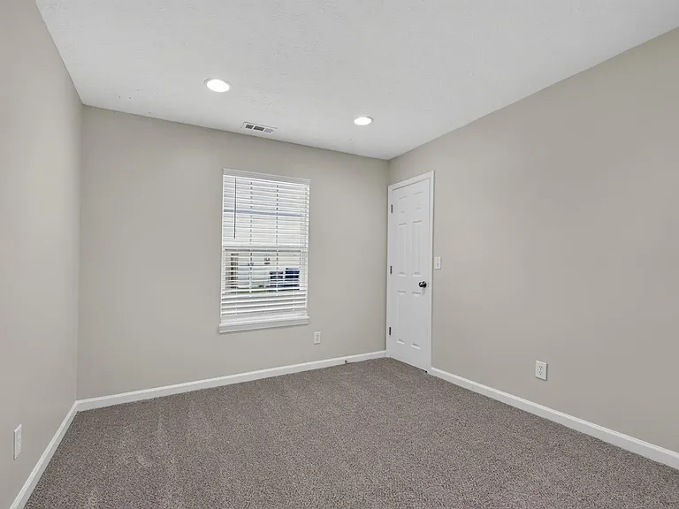 7753 Sunflower Dr — Photo 12